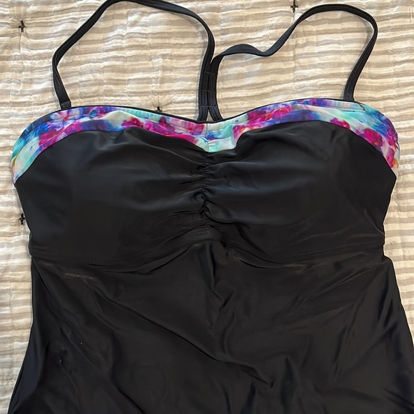 Athleta Tankini swimsuit set - Picture 2 of 8